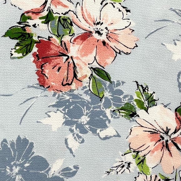 Bobeau Blue Floral Ruffle Bell Sleeve Crepe Blouse Top Plus 2X - Picture 4 of 8